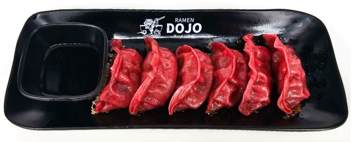 GYOZAS DE CERDO Y GAMBAS /
PORK AND SHRIMP GYOZAS