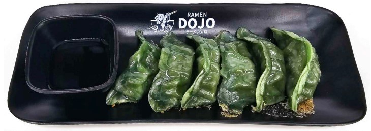 GYOZAS DE SHIITAKE Y BOK-CHOY /
SHIITAKE AND BOK-CHOY GYOZAS