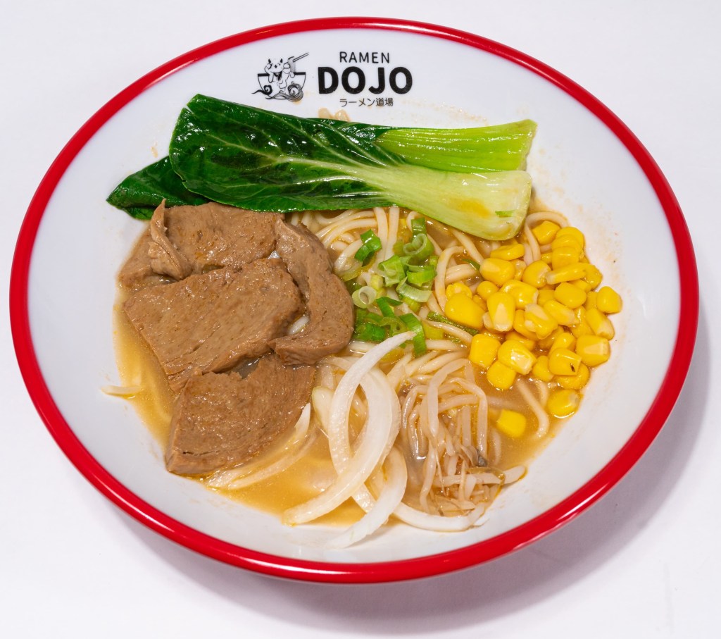 FIDEOS DE CARNE VEGETARIANA EN MISO / MISO VEGETARIAN BEEF NOODLES
